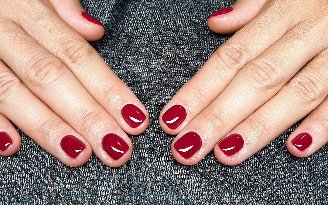 gel-lakk-mukorom-kozti-kulonbseg-elite-nails-tarjanyi-csaba-budapest-szalon-3 Gél lakk, műköröm közti különbség, Elite Nails, Tarjányi Csaba, Budapset, szalon